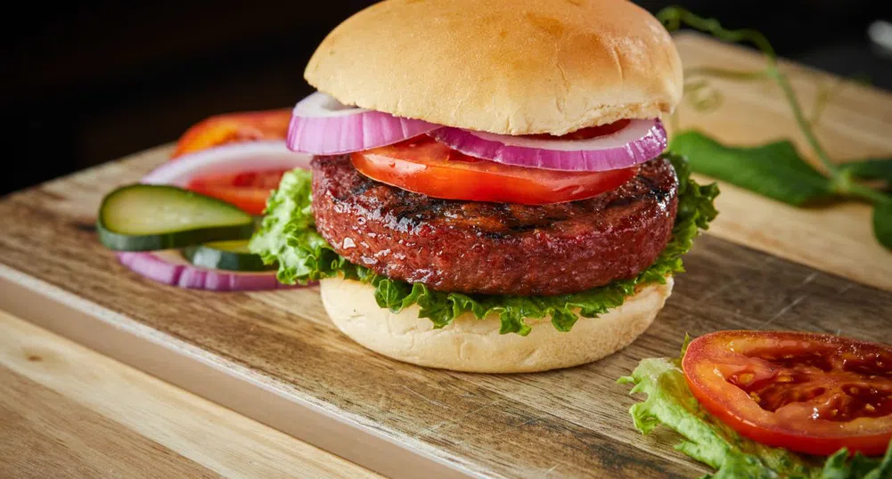 Awesome Burger – веганският отговор на Nestle