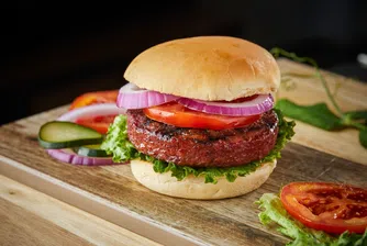 Awesome Burger – веганският отговор на Nestle
