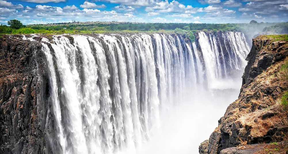 Най-големият водопад в света е на път да пресъхне (снимки)