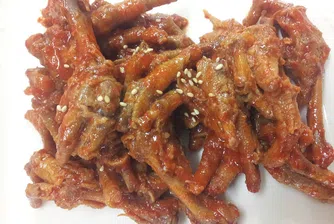 Инфлацията накара KFC да включи пилешки крака в менюто си в Китай