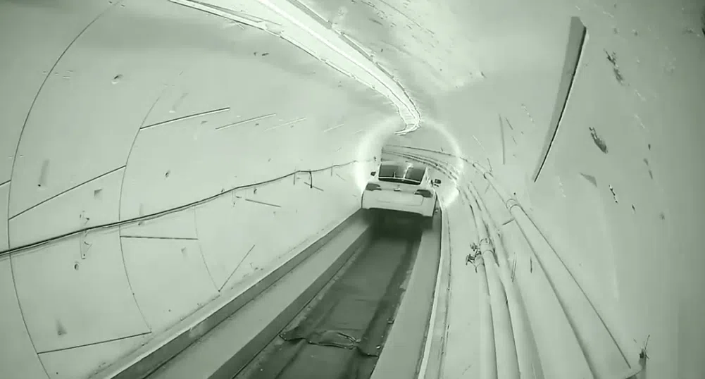 Мъск показа как работят подземните тунели на Boring Co. (видео)
