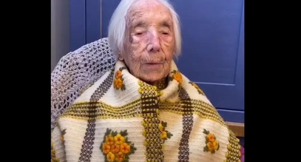 110-годишна британка завладя TikTok с песни от Първата световна война