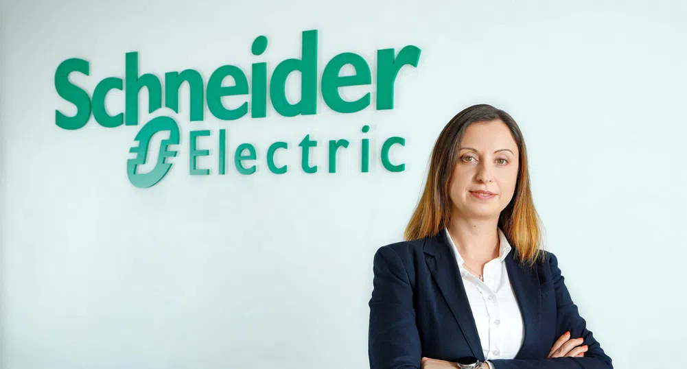 Българка начело на умната фабрика на Schneider Electric в Пловдив