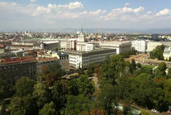 Нови противоепидемични мерки в София от понеделник. Ето какви