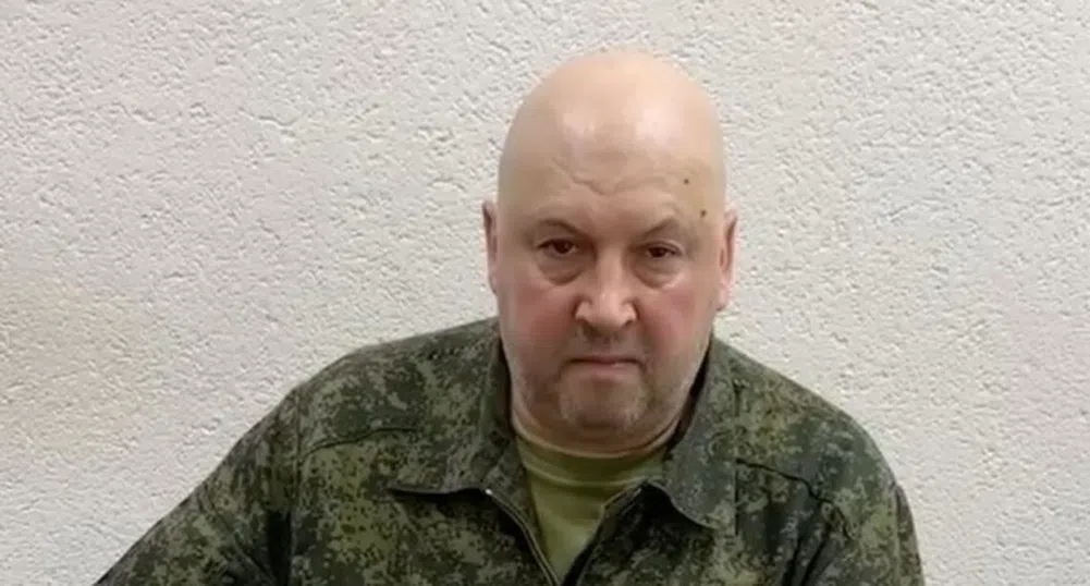Генерал Суровикин "си почива", заяви московски депутат