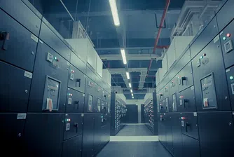 Какво е суперкомпютър - понятието, с което САЩ наказват Китай