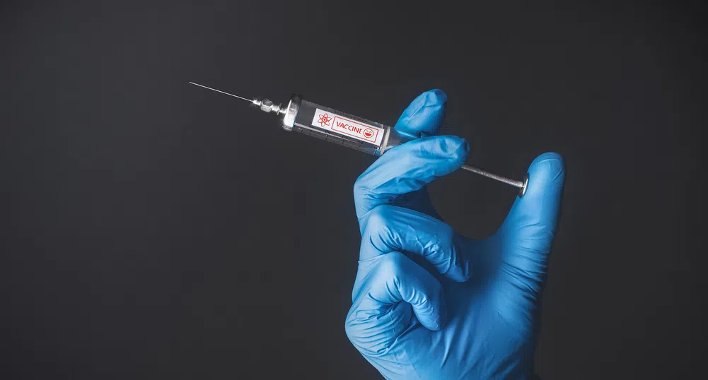 Над 600 000 българи са си поставили бустерна доза ваксина срещу COVID-19