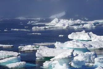 Топящият се зомби лед от Гренландия буди тревога