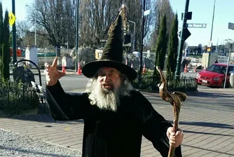 Град в Нова Зеландия уволни общинския си магьосник