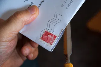 Индийски пощальон трупал писма 10 г., вместо да ги доставя