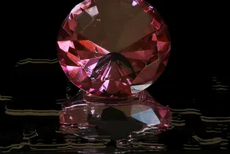 Продадоха на търг розов диамант за рекордните 29.1 милиона долара