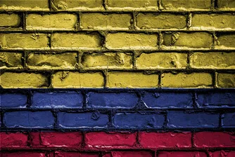 Колумбия избира президент между бивш бунтовник и „колумбийския Тръмп”