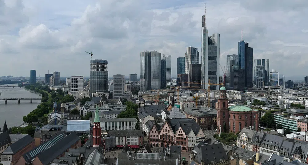 Защо Франкфурт не иска банкерите от Лондон