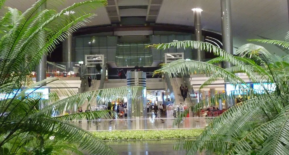 Дубайското летище заменя проверките за сигурност с виртуална риба