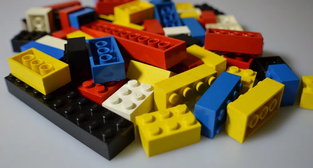 Lego инвестира 1 млрд. долара в нова фабрика във Виетнам