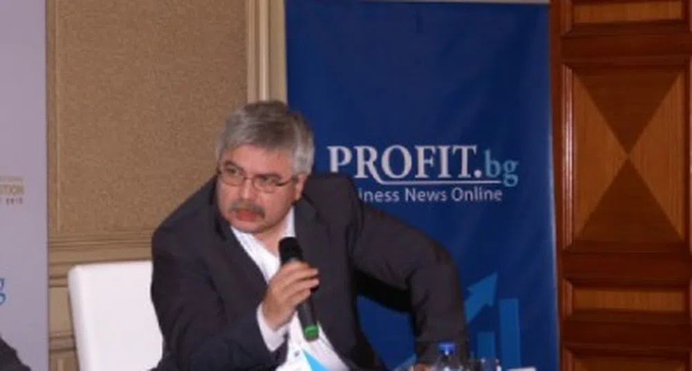Емил Хърсев: Не съветвам да се обменят спестявания в други валути