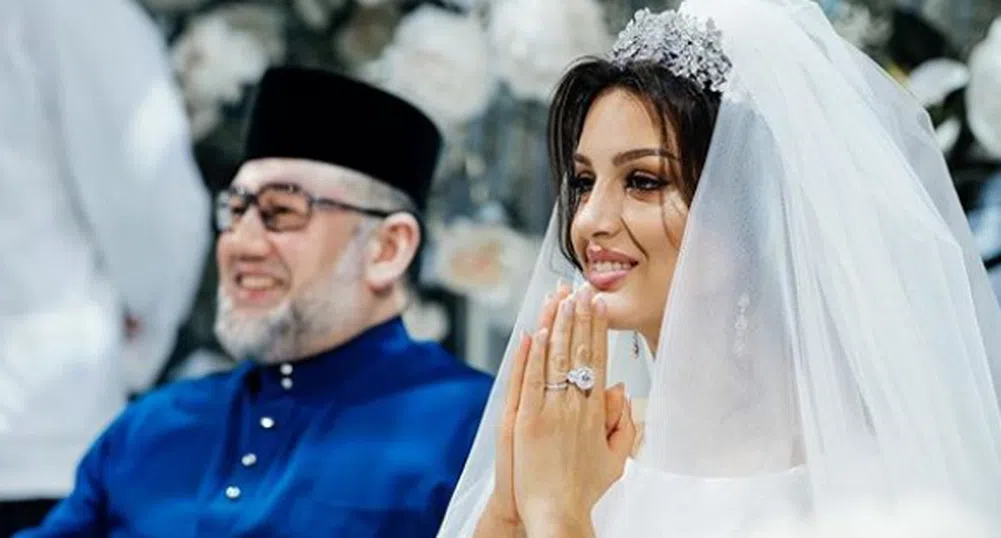 Бившият крал на Малайзия се е развел със своята руска съпруга