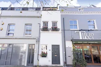 Тази къща в Лондон, широка 2.3 м, се продава за 1 млн. паунда