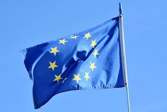 ЕС отпуска средства на Източна Европа, за да одобри ембаргото срещу петрола