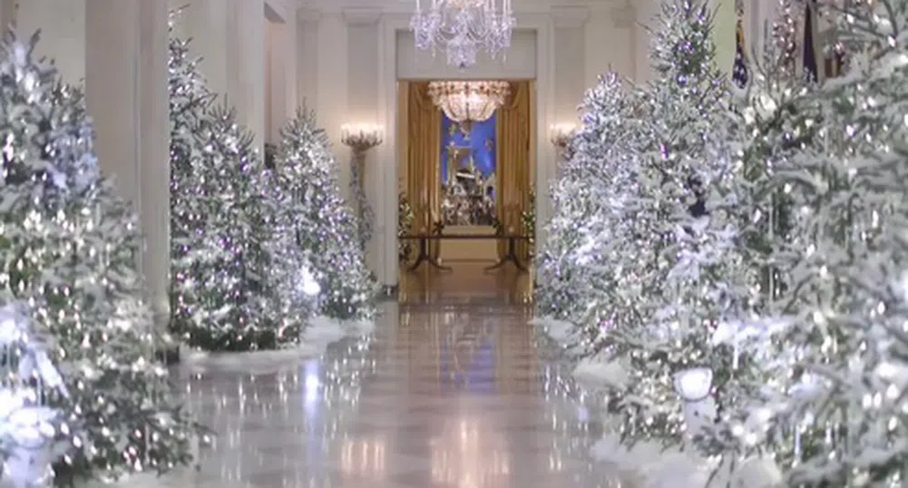 Мелания Тръмп показа коледната украса на Белия дом