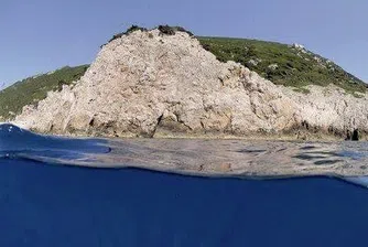 Мистериозен албански военен остров ще приема туристи от това лято