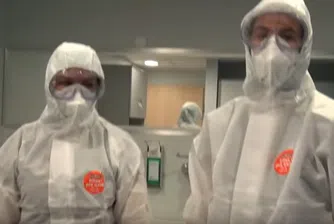 Как се поставя и сваля защитно облекло при работа с COVID-19?