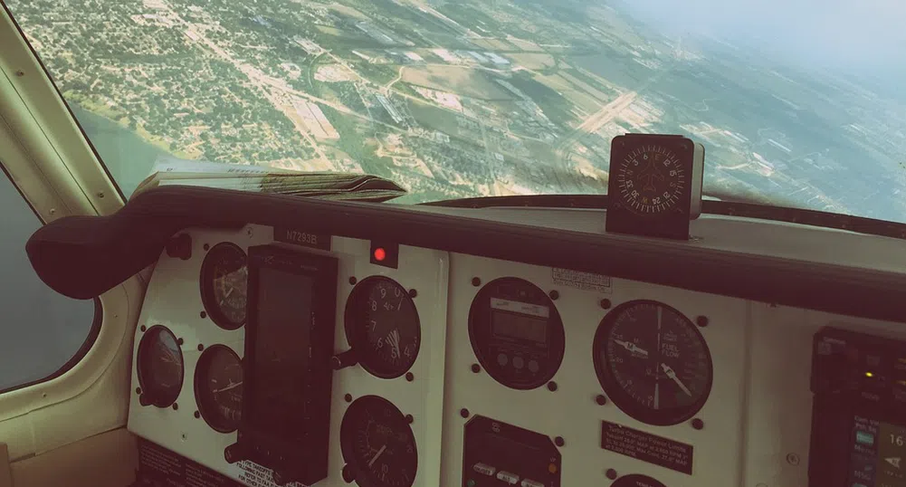 Невероятни снимки, направени от пилотската кабина на самолет