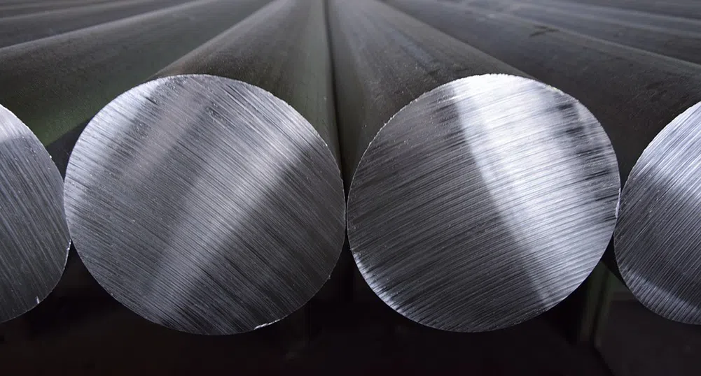 Kobe Steel лъгала с данни за метали, използвани в самолети и коли
