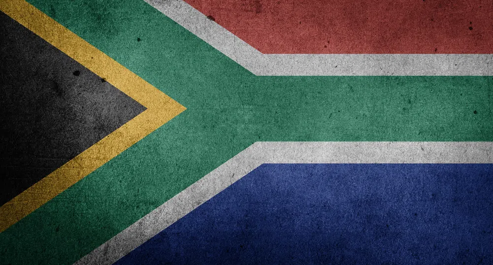Карантината в Южна Африка предизвика плячкосване на магазини