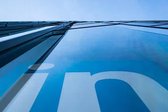 LinkedIn генерира близо 1 млрд. приходи за Microsoft