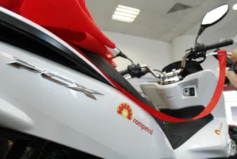 Ромпетрол подари първия скутер Хонда от лятната си промоция