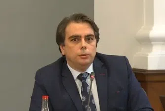 Асен Василев: ЕК работи за обща покупка на 10 млрд. куб. метра газ