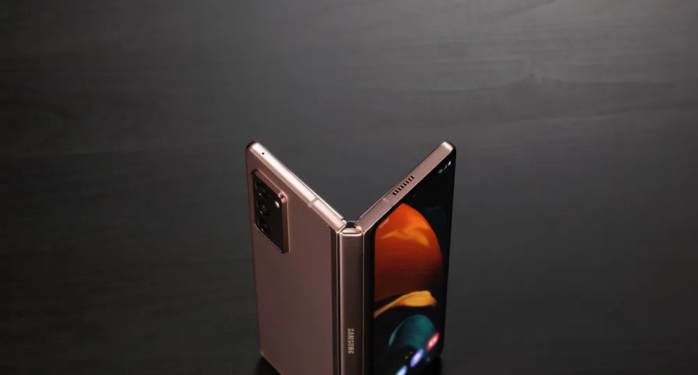 Samsung Galaxy Z Fold2: Еволюция в действие