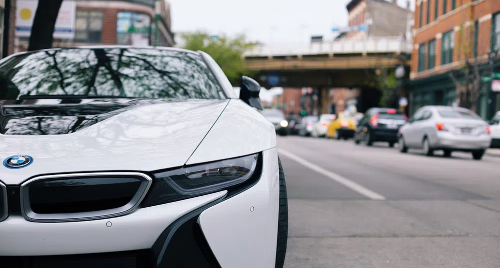 BMW спира производството на легендарния хибрид i8