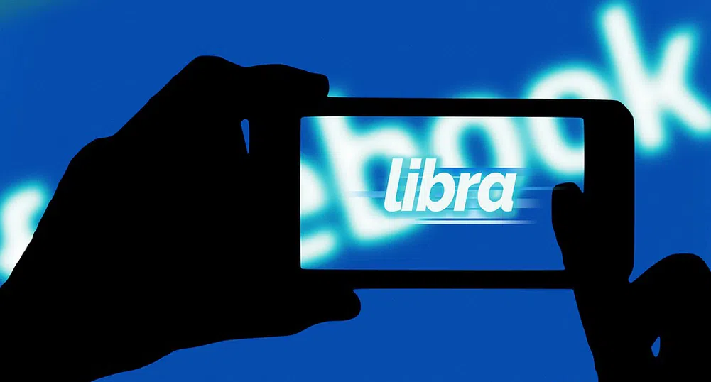 Libra на Facebook кандидатства за лиценз в Швейцария