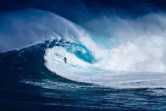 Как се образуват гигантските вълни на Назаре?