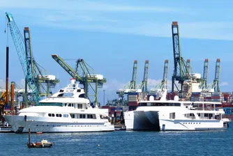 Нидерландия задържа 20 руски яхти, Франция замрази активи за 23 млрд. евро