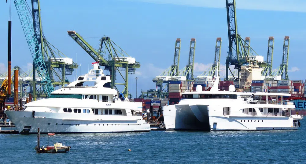 Нидерландия задържа 20 руски яхти, Франция замрази активи за 23 млрд. евро