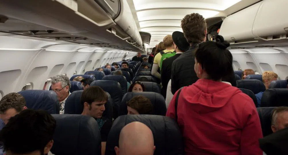 Нов план за качване на борда слага край на досадното бутане в самолета