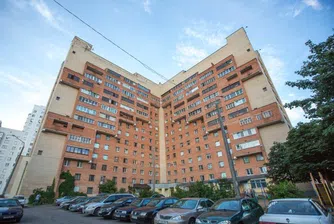В този блок всички апартаменти са триетажни