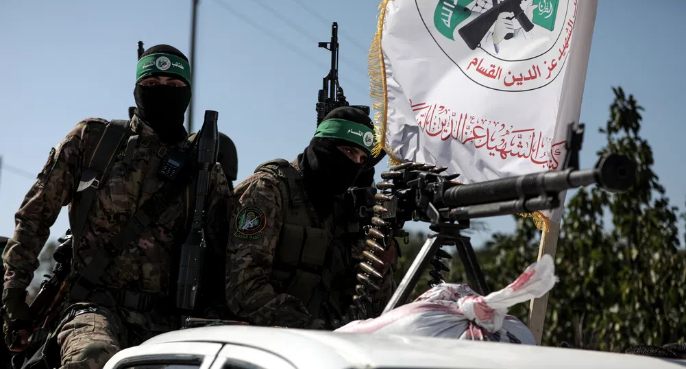 Рециклиране на бомби и силен ментор отвън: Как Хамас се снабдява с оръжия