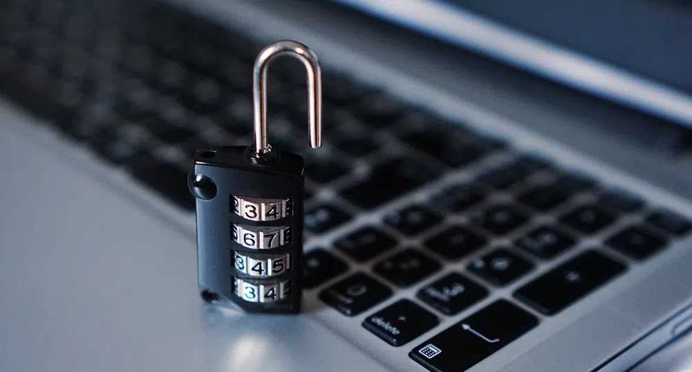 Хакер открадна данните на над 100 млн. души от САЩ и Канада