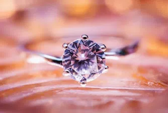 Как изкуствено създаваните диаманти завладяват света?