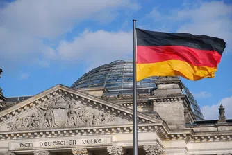 Германия задели 156 млрд. евро, за да спаси икономиката си
