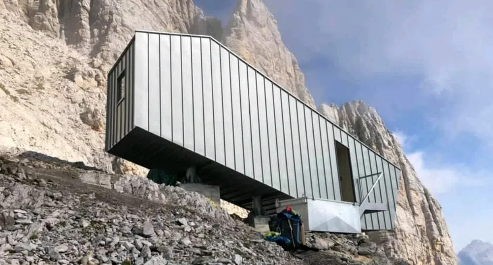 Безплатен туристически заслон се издига на 2 667 м в италианските планини