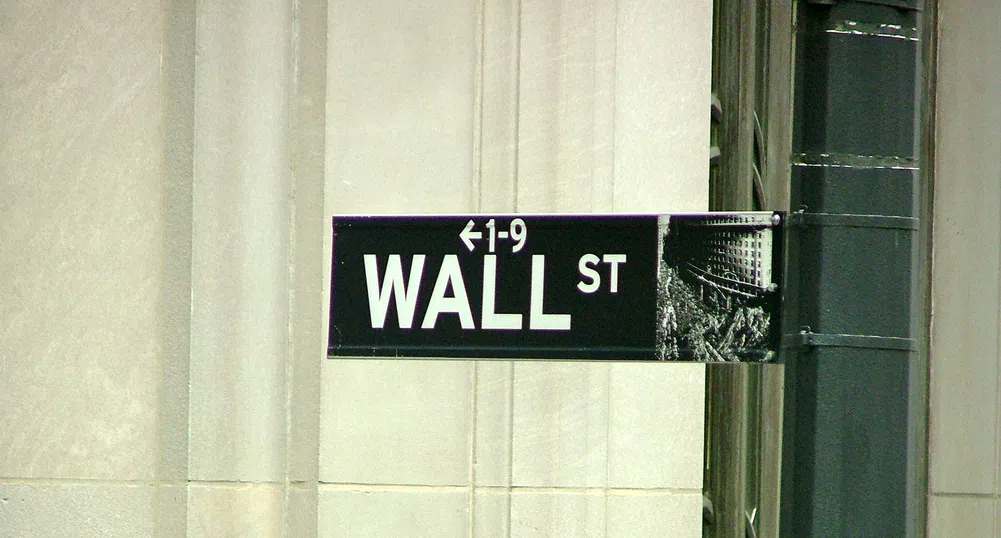 Сградата на борсата в Ню Йорк отваря врати след карантината