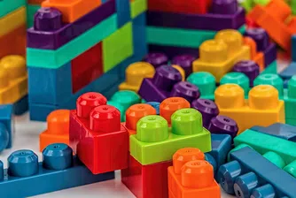 Трябва ли да се откажем от пластмасовите играчки?