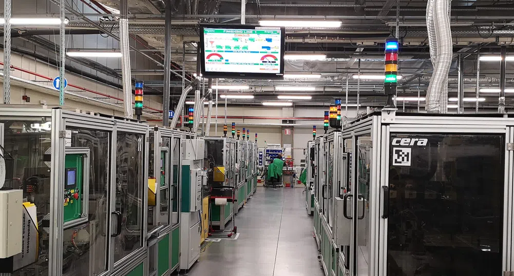 Индустрия 4.0 в действие: "Умната" фабрика на Schneider Electric