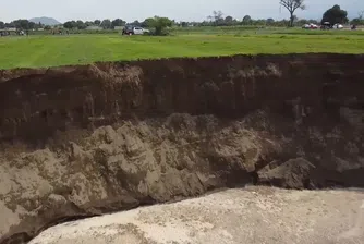 Мистериозна огромна дупка, отворила се в Мексико, продължава да расте