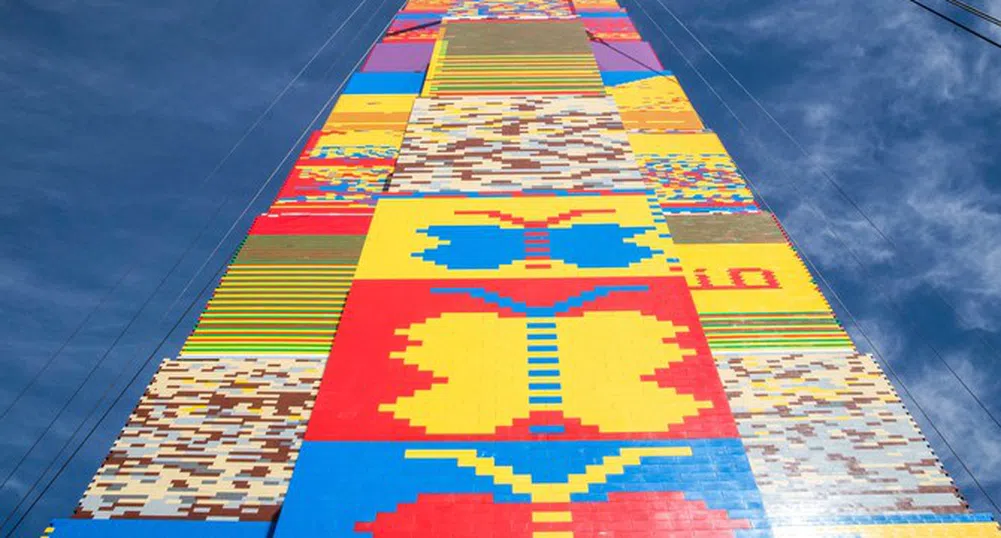 Защо Тел Авив завърши най-високата лего структура в света